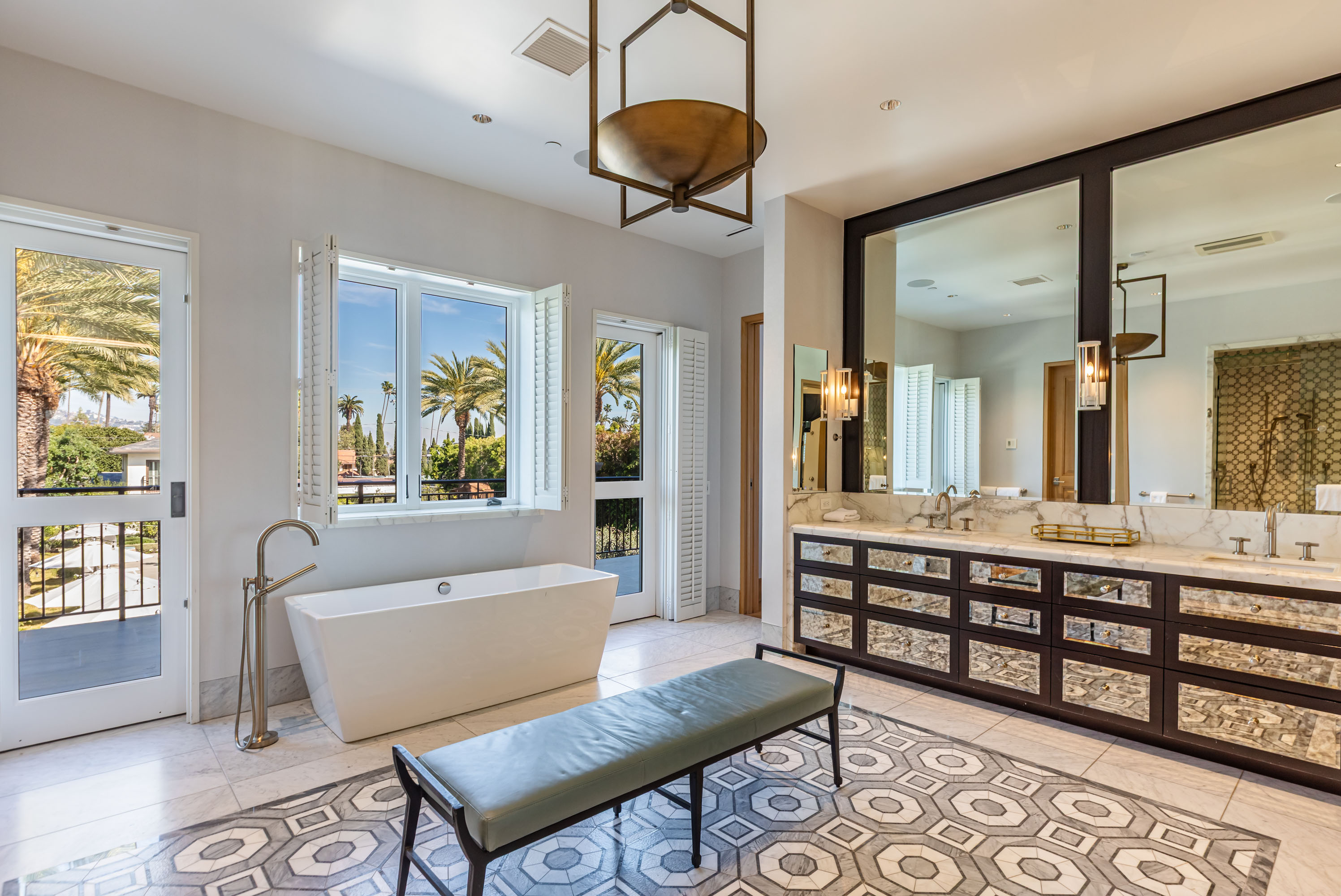 Primary suite