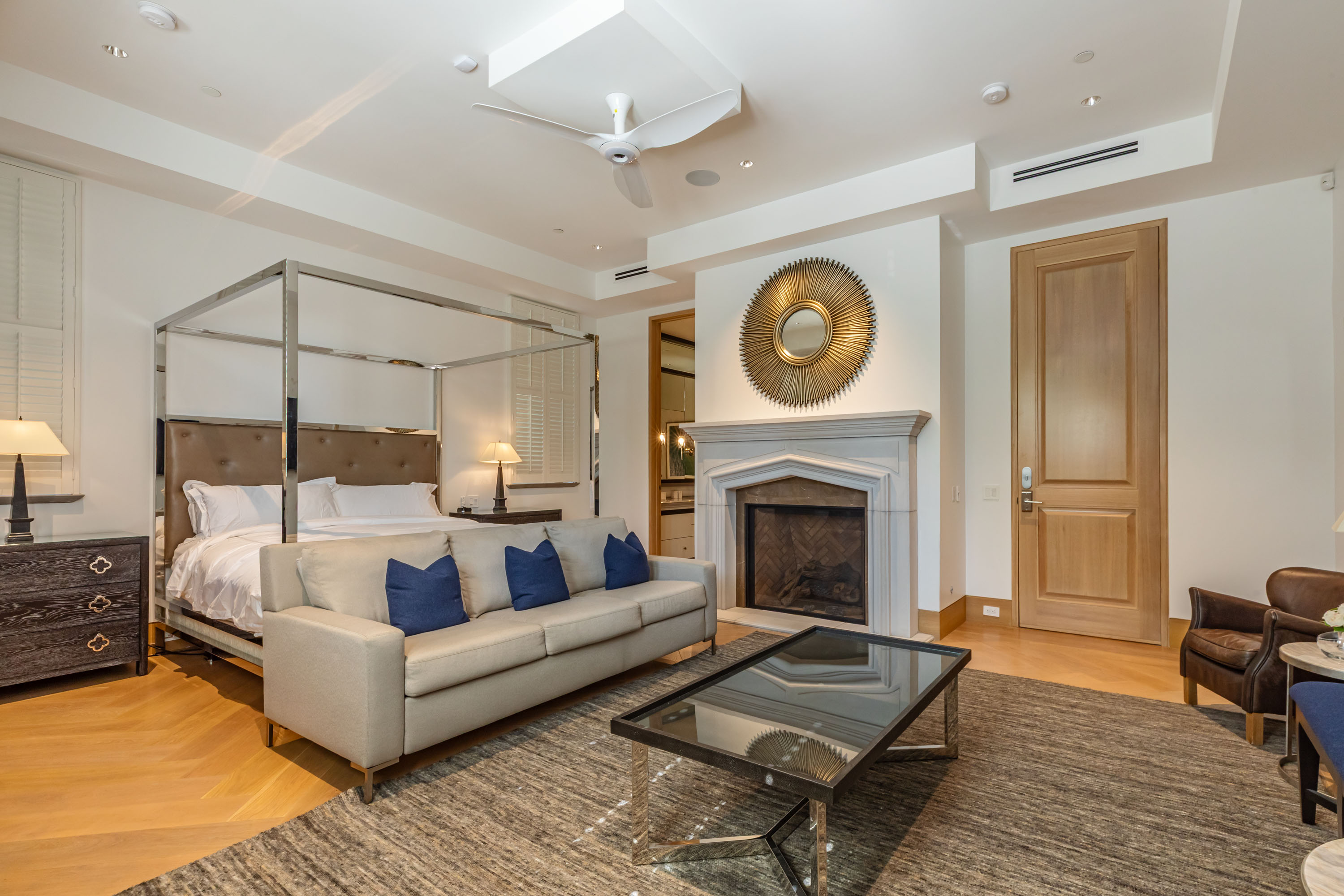 Guest bedroom