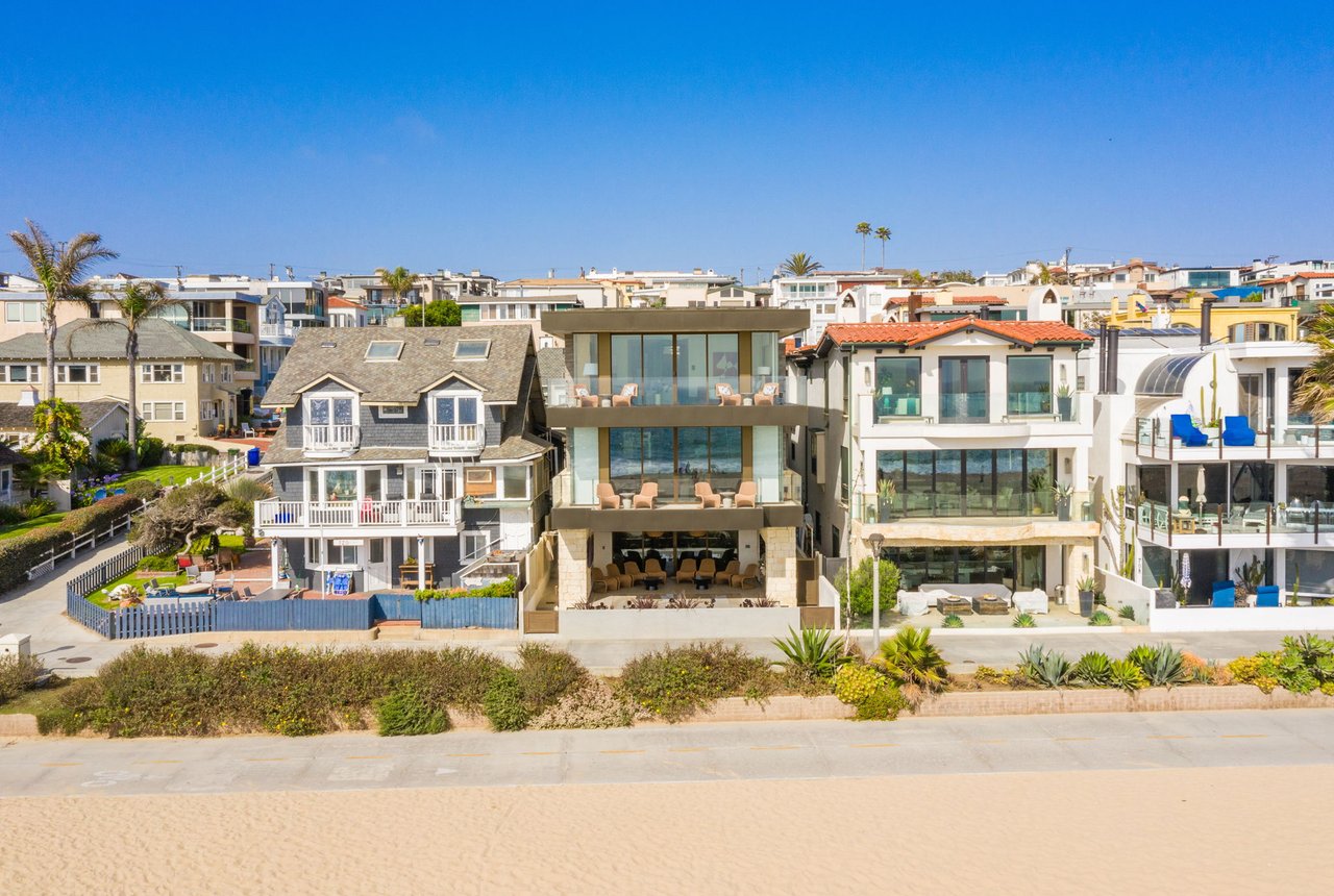Oceanfront elevation from the beach